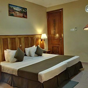 Takoradi Standard Hotel